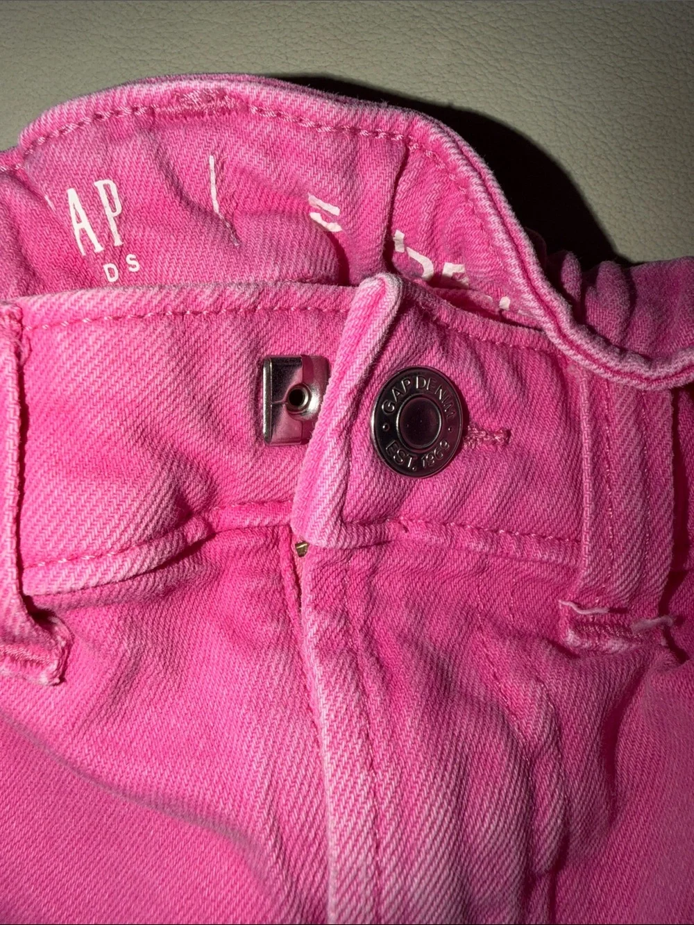 GAP Hot Pink Girls Cargo-Style Shorts